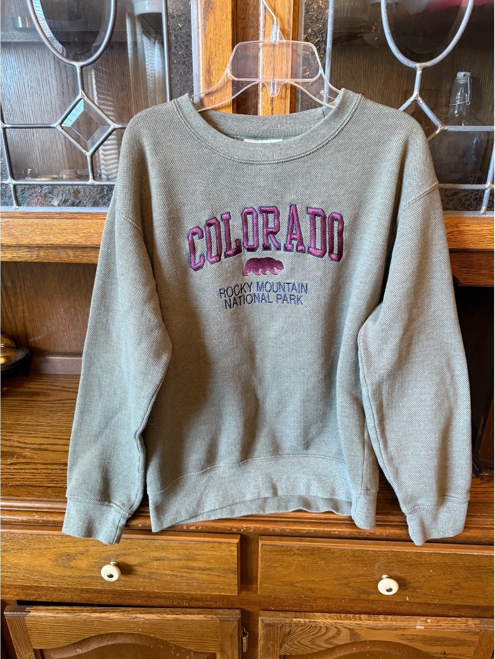 Rocky Mountain Gear Colorado Sweatshirt S Estes Park Exclusive Embroidered